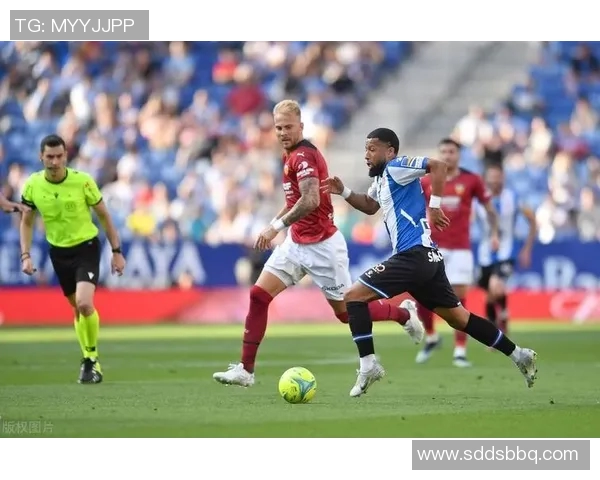 西甲联赛33全程解说:西甲联赛第33轮赛事全程解说与精彩回顾